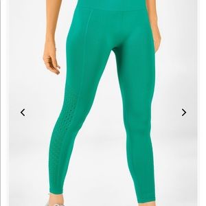 Fabletics Seamless High-Waisted Mesh 7/8 Leggings